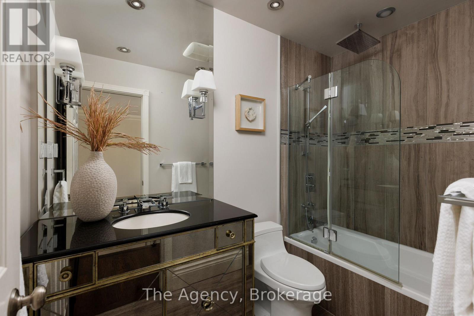 262 Mary Street, Oakville, Ontario  L6K 3V4 - Photo 32 - W12539142