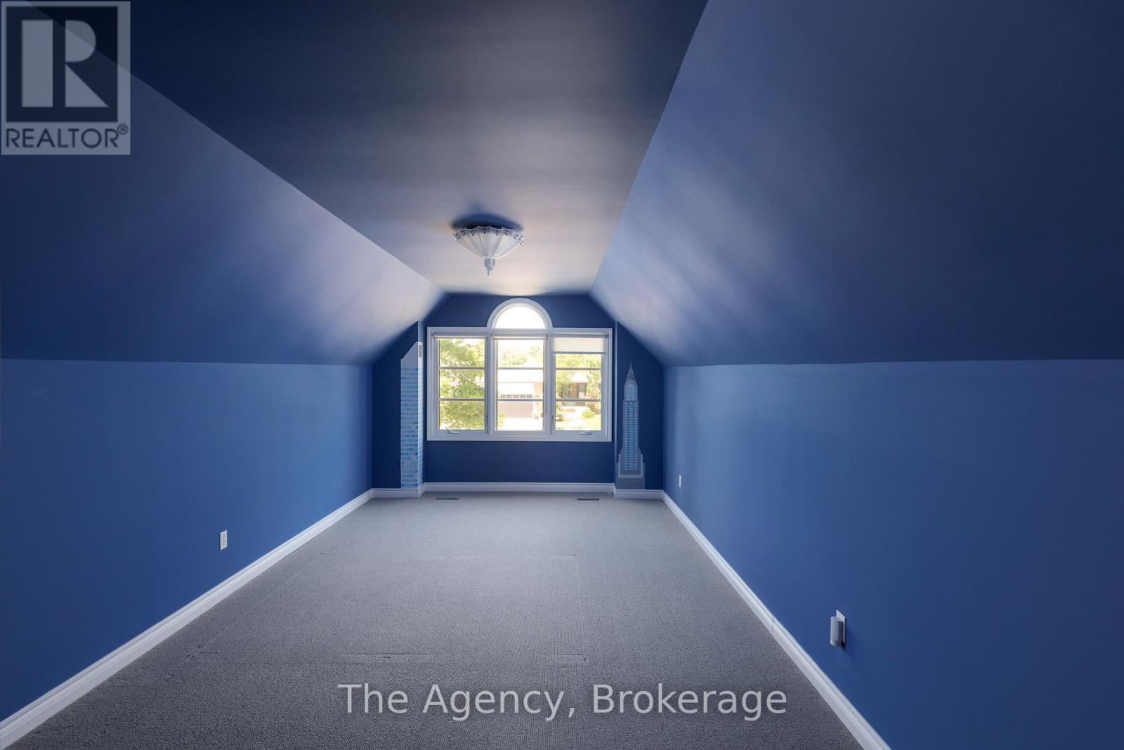 262 Mary Street, Oakville, Ontario  L6K 3V4 - Photo 31 - W12539142