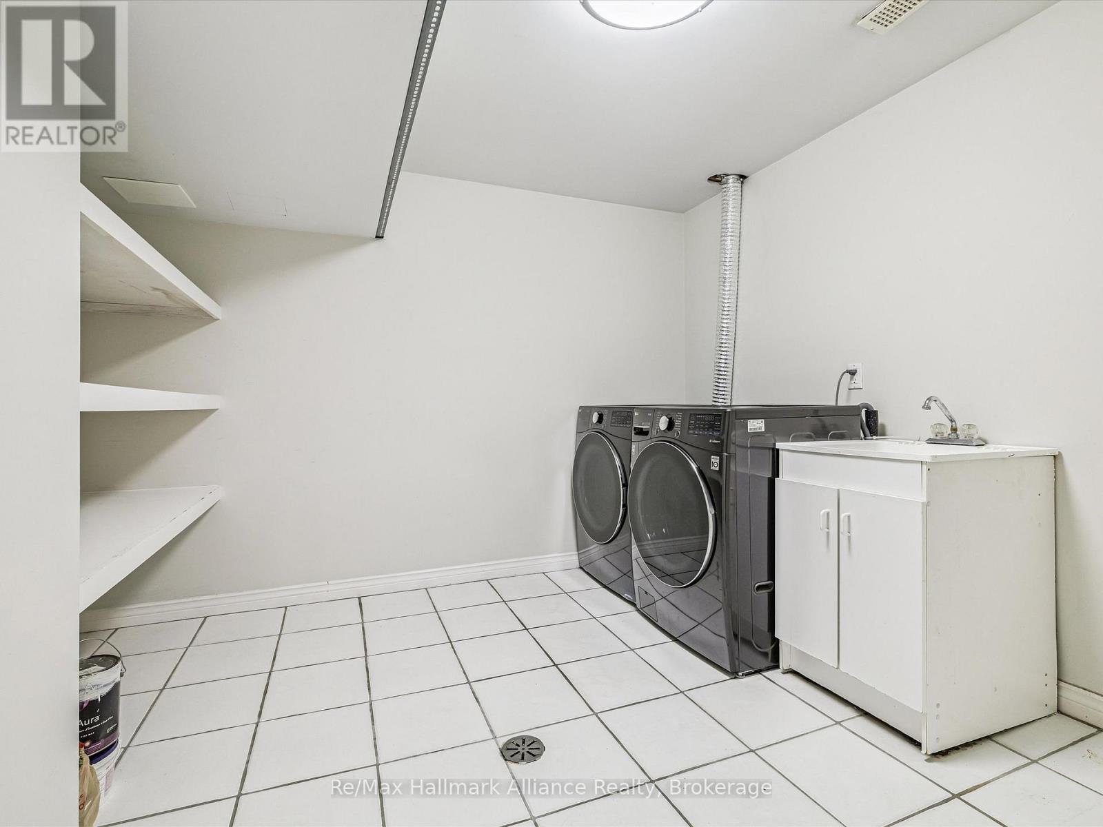 1188 Carey Road, Oakville, Ontario  L6J 2E4 - Photo 31 - W12671708