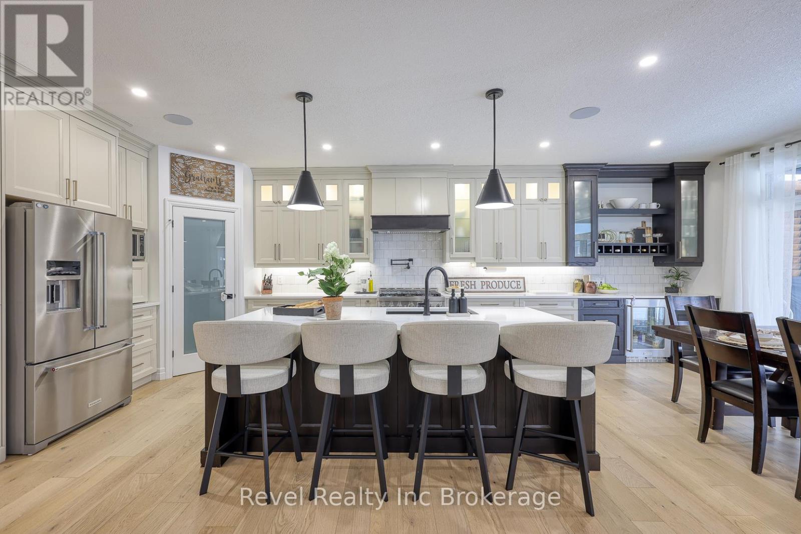 56 Hazelwood Pass, Thames Centre, Ontario  N0L 1G2 - Photo 10 - X12671984