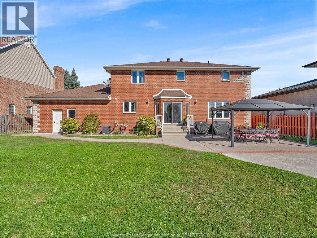 633 Old Tecumseh Road East, Lakeshore, Ontario N0R 1A0 - Photo 40 - 26000457