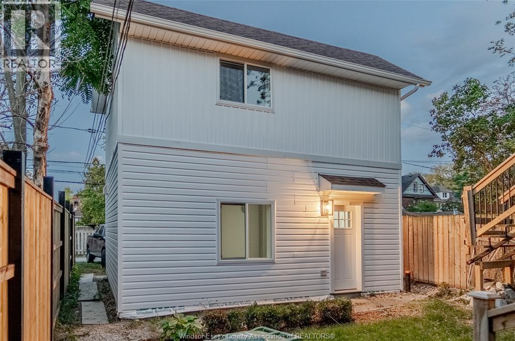 MLS# 26000364: 248 Pierre Unit# B, Windsor, Canada