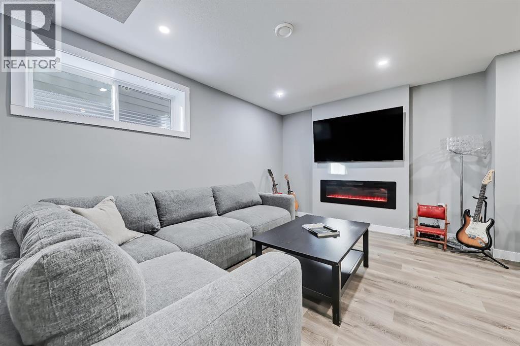 300 Marquis Heights Se, Calgary, Alberta  T3M 1Z9 - Photo 31 - A2273597