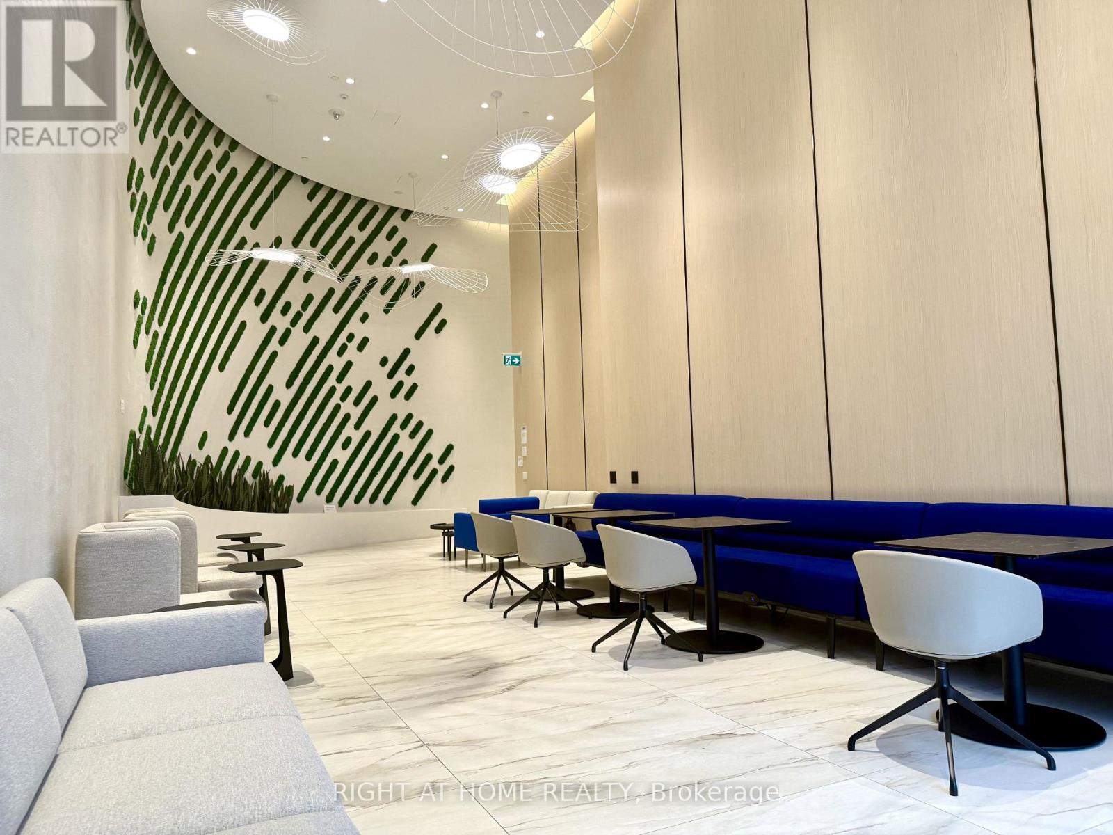 303 - 251 Masonry Way, Mississauga, Ontario  L5H 0B3 - Photo 7 - W12558224