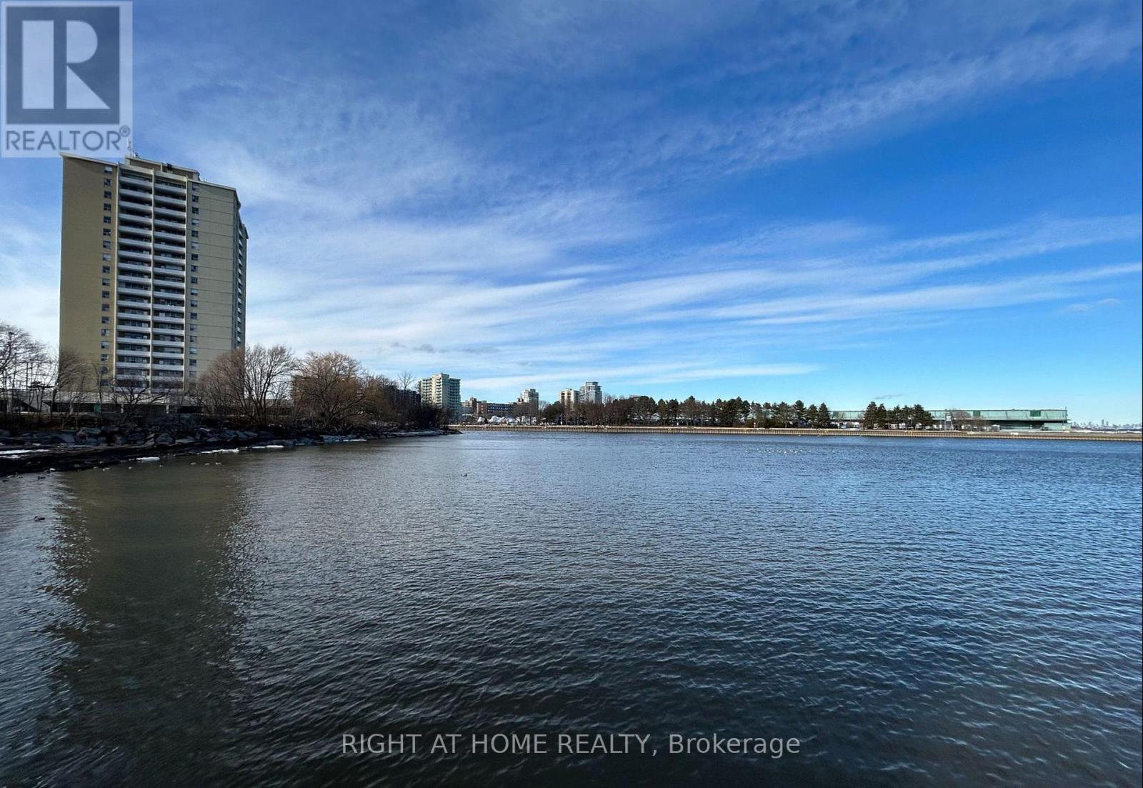 303 - 251 Masonry Way, Mississauga, Ontario  L5H 0B3 - Photo 29 - W12558224