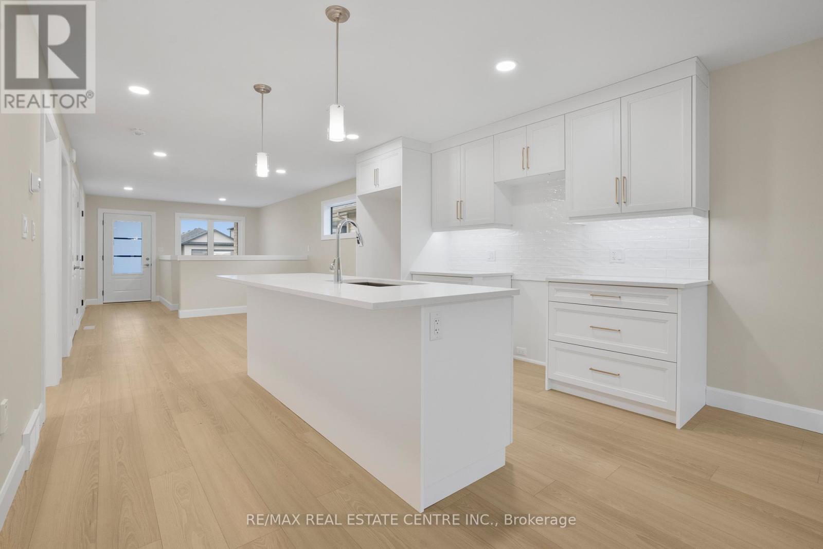 167 Ironwood Trail, Chatham-Kent, Ontario  N7M 0T3 - Photo 6 - X12670462