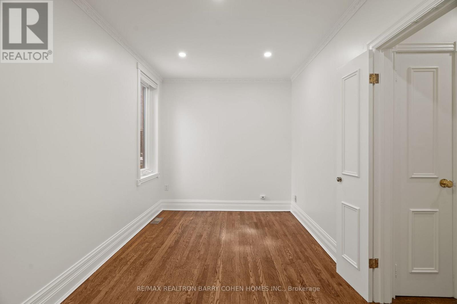 Main - 59 Dupont Street, Toronto, Ontario  M5R 1V3 - Photo 11 - C12671912