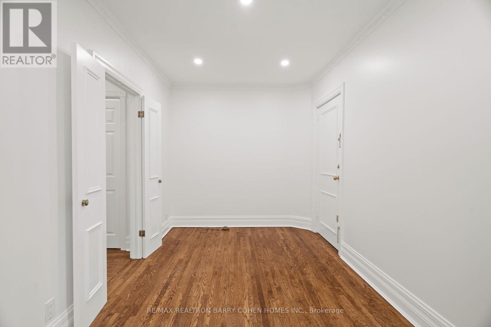 Main - 59 Dupont Street, Toronto, Ontario  M5R 1V3 - Photo 12 - C12671912