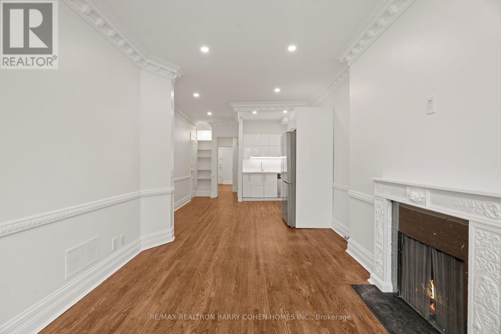 Main - 59 Dupont Street, Toronto, Ontario  M5R 1V3 - Photo 8 - C12671912