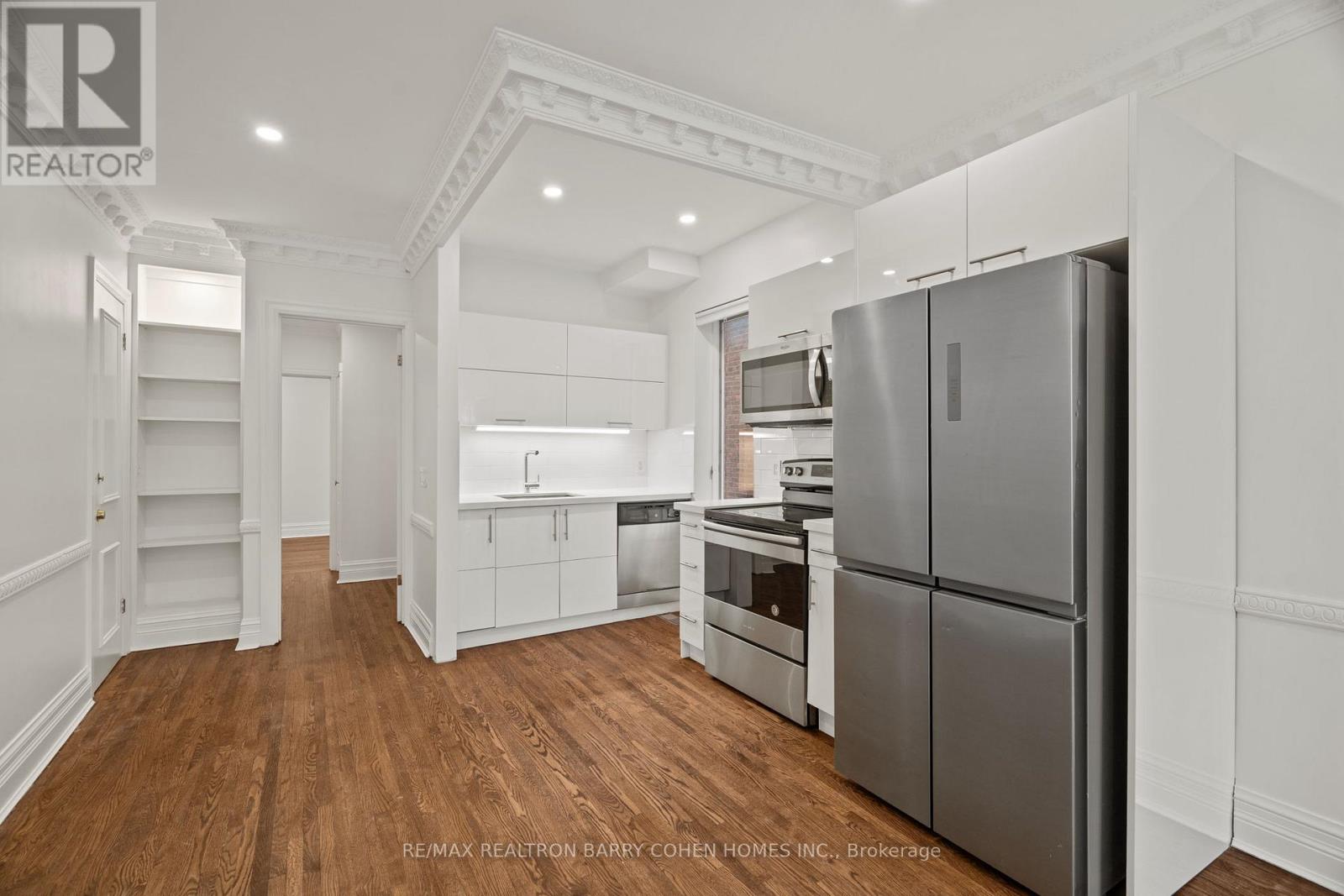 Main - 59 Dupont Street, Toronto, Ontario  M5R 1V3 - Photo 9 - C12671912