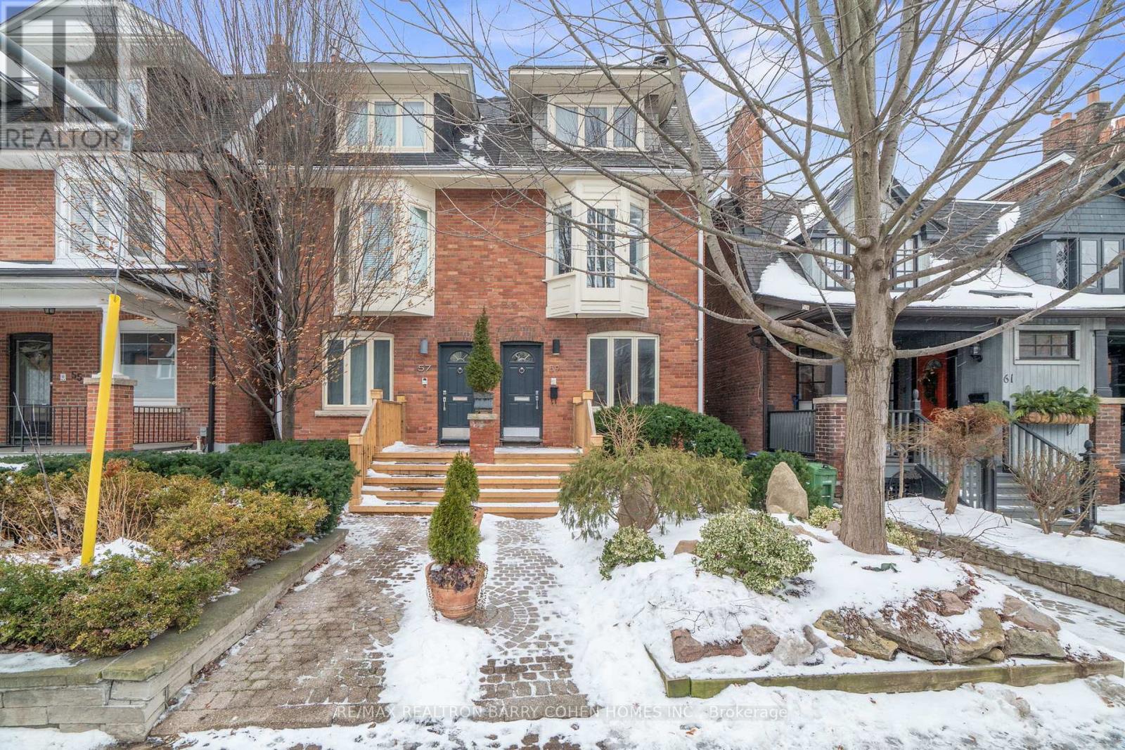 Upper - 59 Dupont Street, Toronto, Ontario  M5R 1V3 - Photo 1 - C12671938