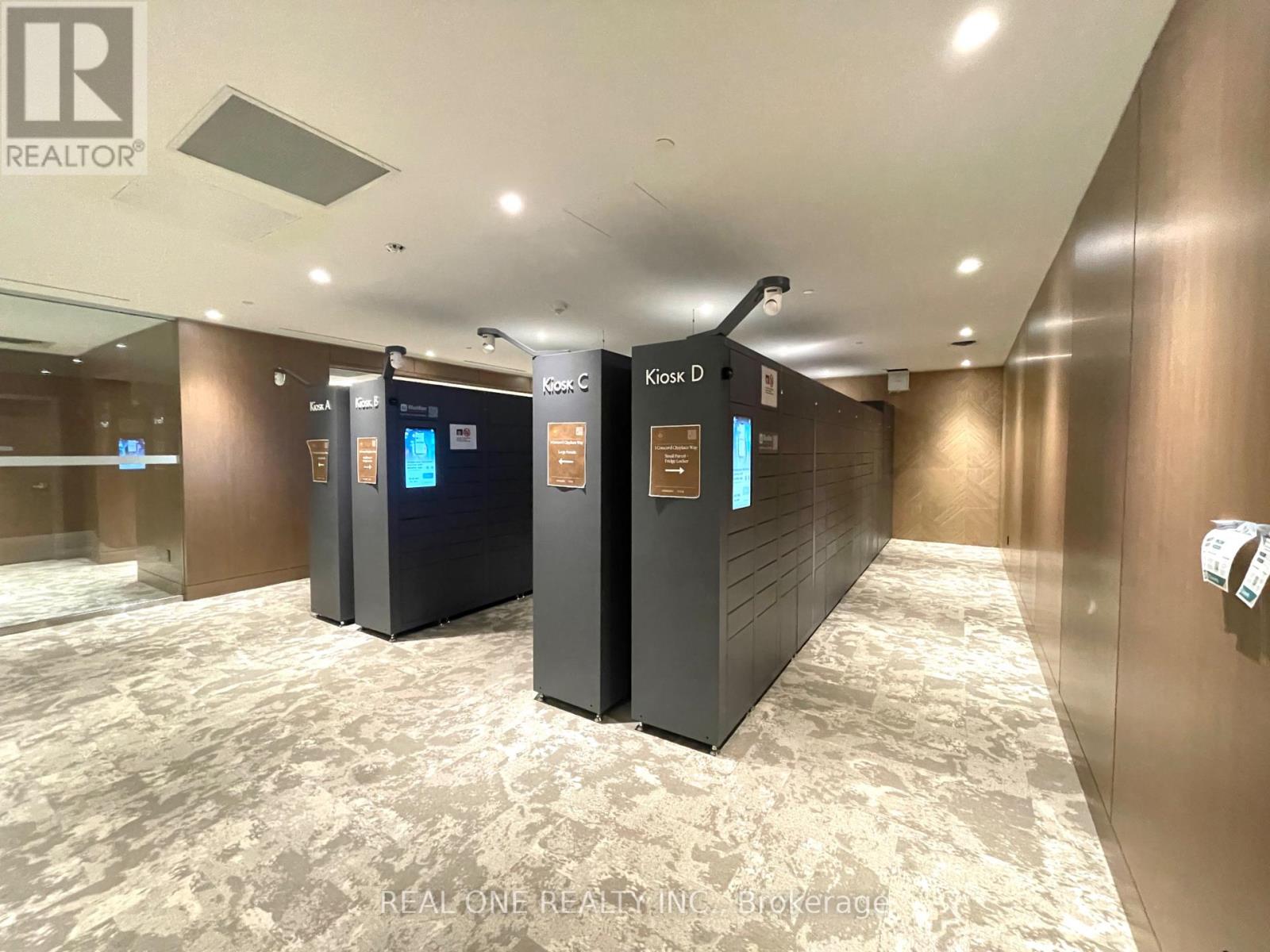 2505 - 1 Concord Cityplace Way, Toronto, Ontario  M5V 0X3 - Photo 33 - C12671976