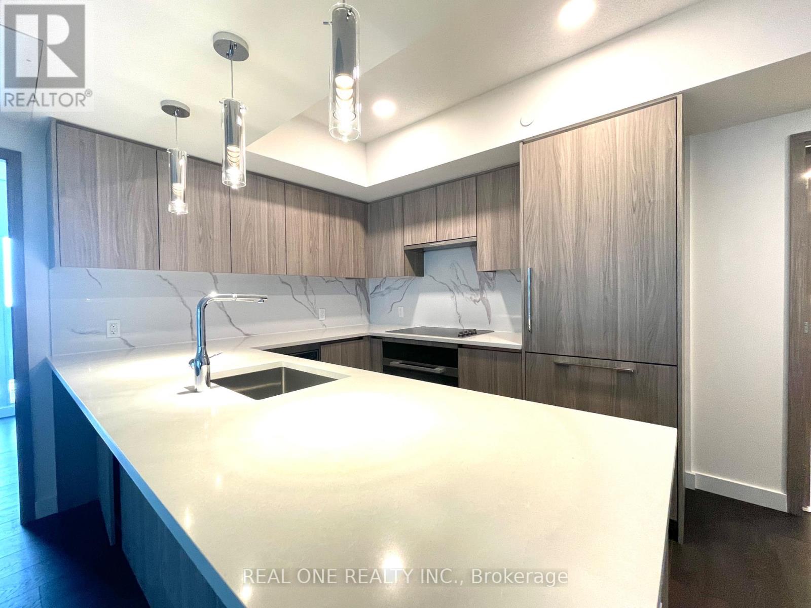 2505 - 1 Concord Cityplace Way, Toronto, Ontario  M5V 0X3 - Photo 8 - C12671976