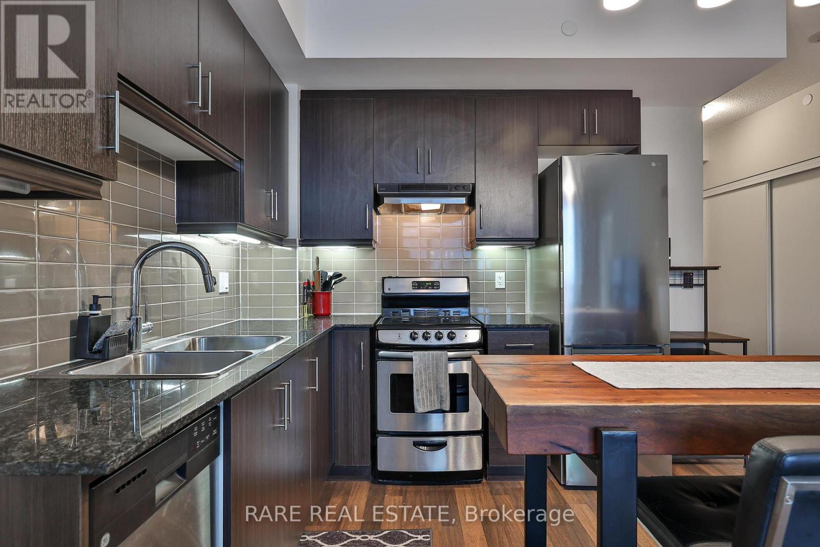 710 - 68 Canterbury Place, Toronto, Ontario  M2N 0H8 - Photo 8 - C12671988