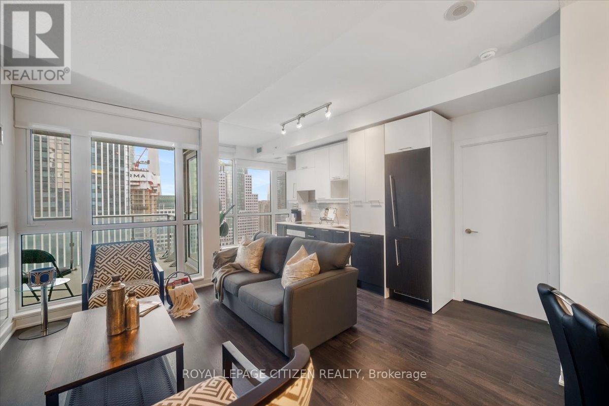 2005 - 30 Nelson Street, Toronto, Ontario  M5V 0H5 - Photo 13 - C12672018