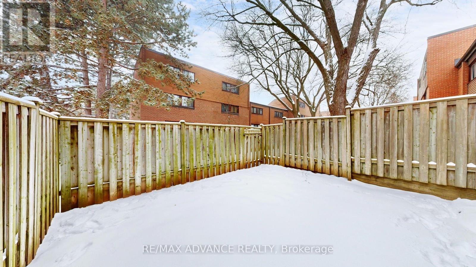 4 Frosty Meadoway, Toronto, Ontario  M2H 2V6 - Photo 29 - C12672074