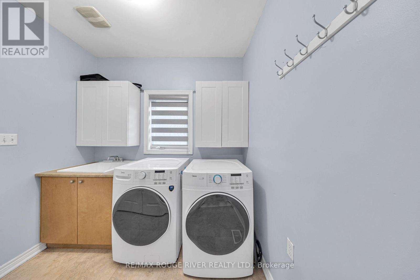 8 St Philip Court, Whitby, Ontario  L1P 0A5 - Photo 18 - E12671944