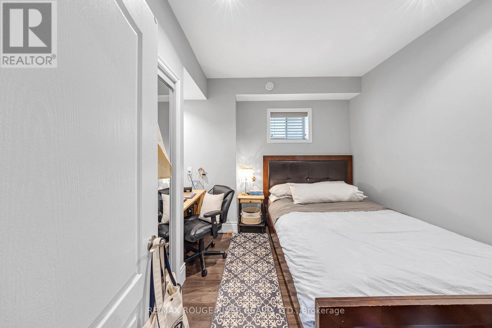 8 St Philip Court, Whitby, Ontario  L1P 0A5 - Photo 34 - E12671944