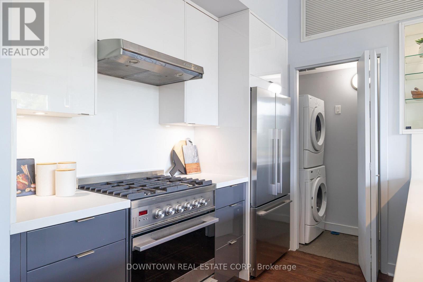 404 - 53 Colgate Avenue, Toronto, Ontario  M4M 1N6 - Photo 7 - E12671978