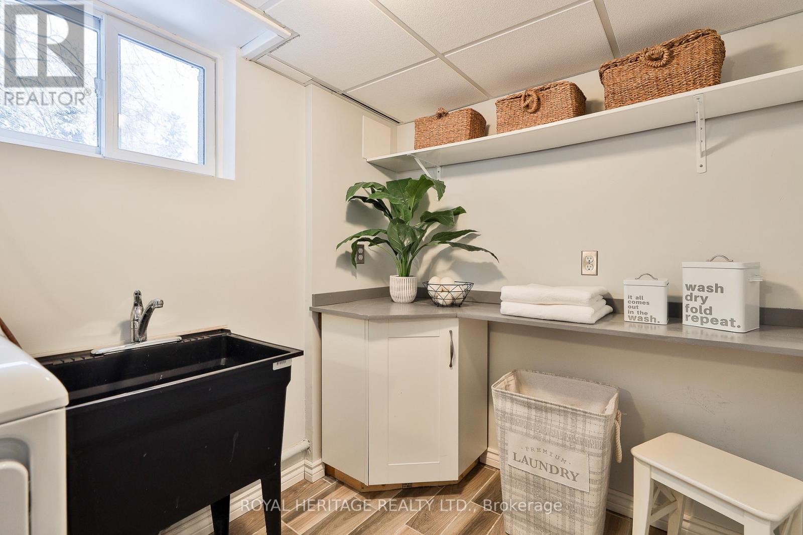 906 Dunlop Street E, Whitby, Ontario  L1N 1T2 - Photo 42 - E12672038