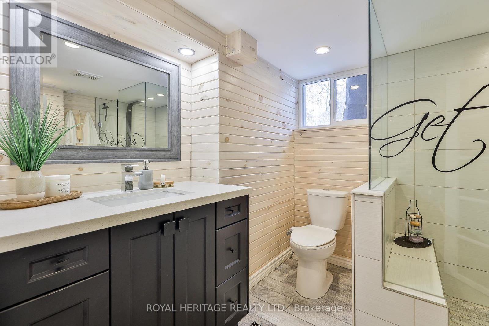 906 Dunlop Street E, Whitby, Ontario  L1N 1T2 - Photo 44 - E12672038