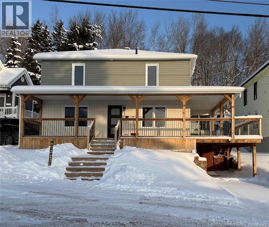 17 Cormier Street, Edmundston, New Brunswick  E3V 4S7 - Photo 1 - NB131779