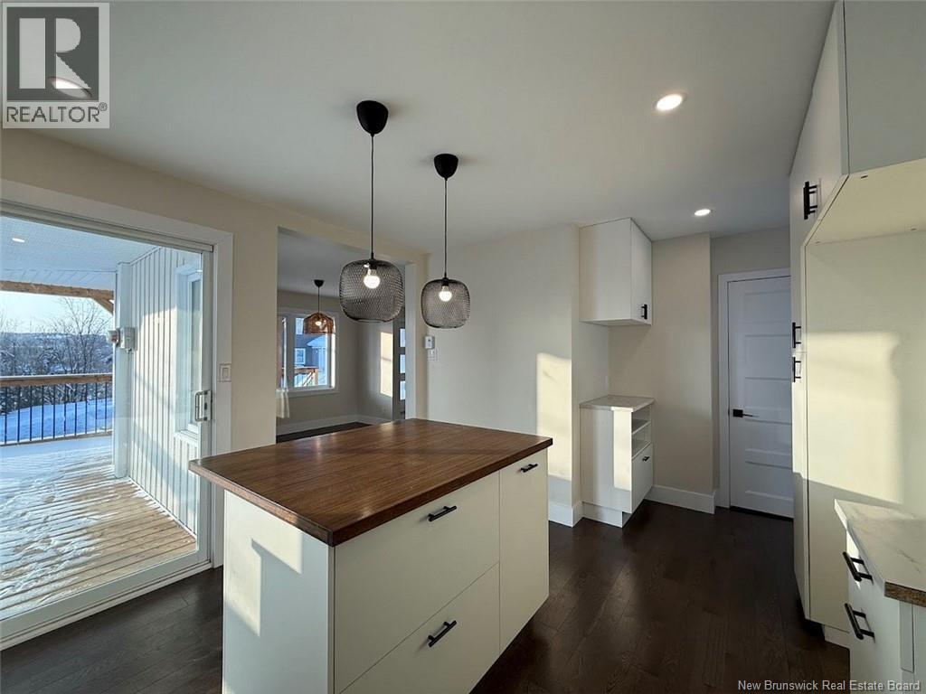 17 Cormier Street, Edmundston, New Brunswick  E3V 4S7 - Photo 4 - NB131779