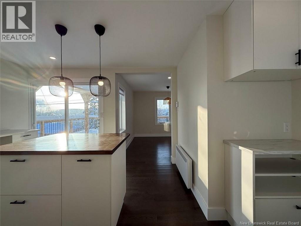 17 Cormier Street, Edmundston, New Brunswick  E3V 4S7 - Photo 5 - NB131779