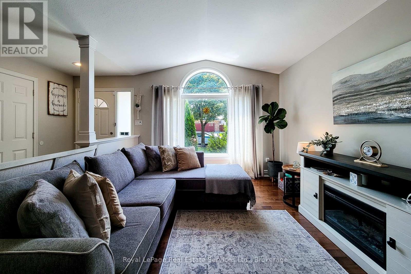 8111 Woodsview Crescent, Niagara Falls, Ontario  L2H 3G3 - Photo 15 - X12672154