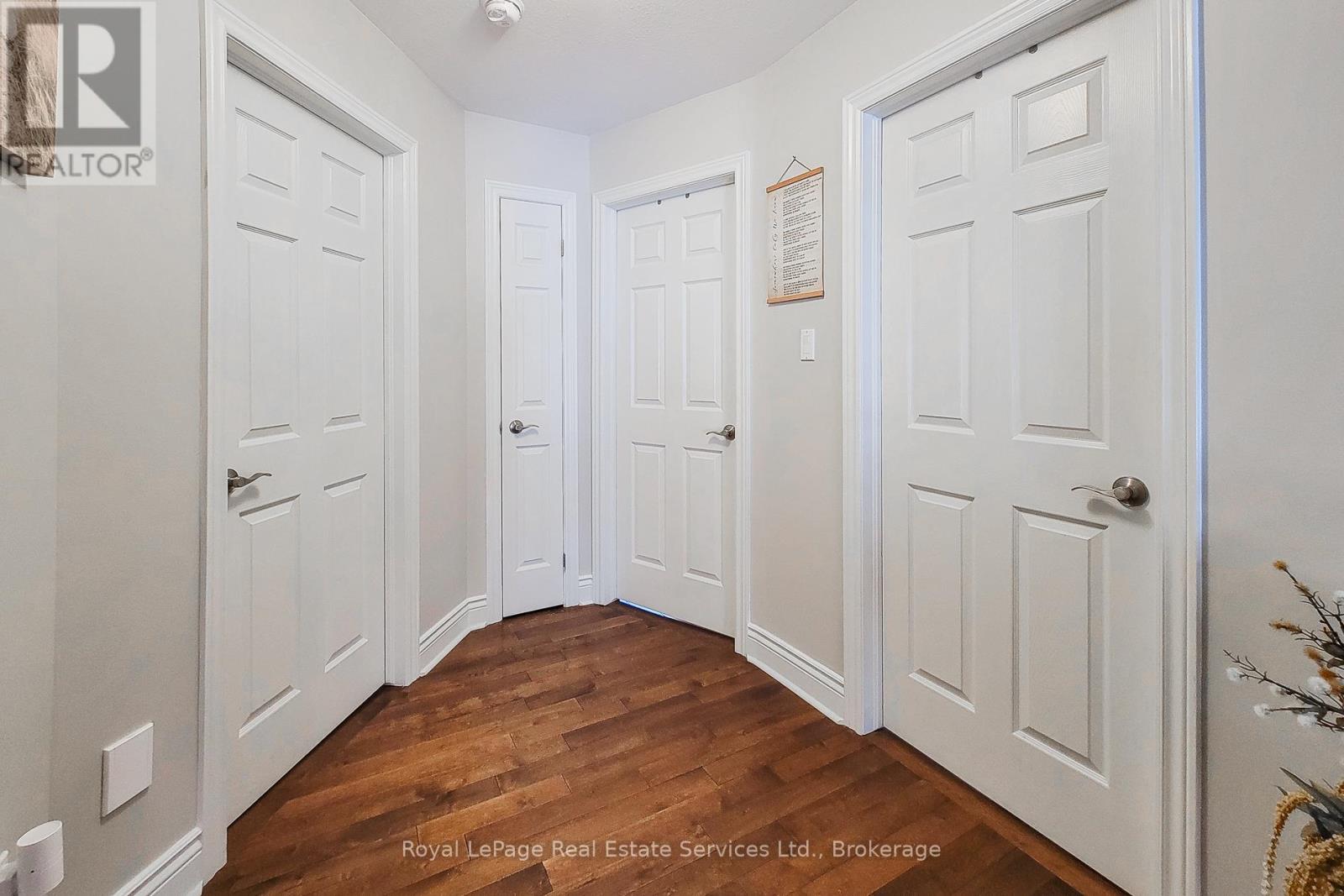 8111 Woodsview Crescent, Niagara Falls, Ontario  L2H 3G3 - Photo 29 - X12672154