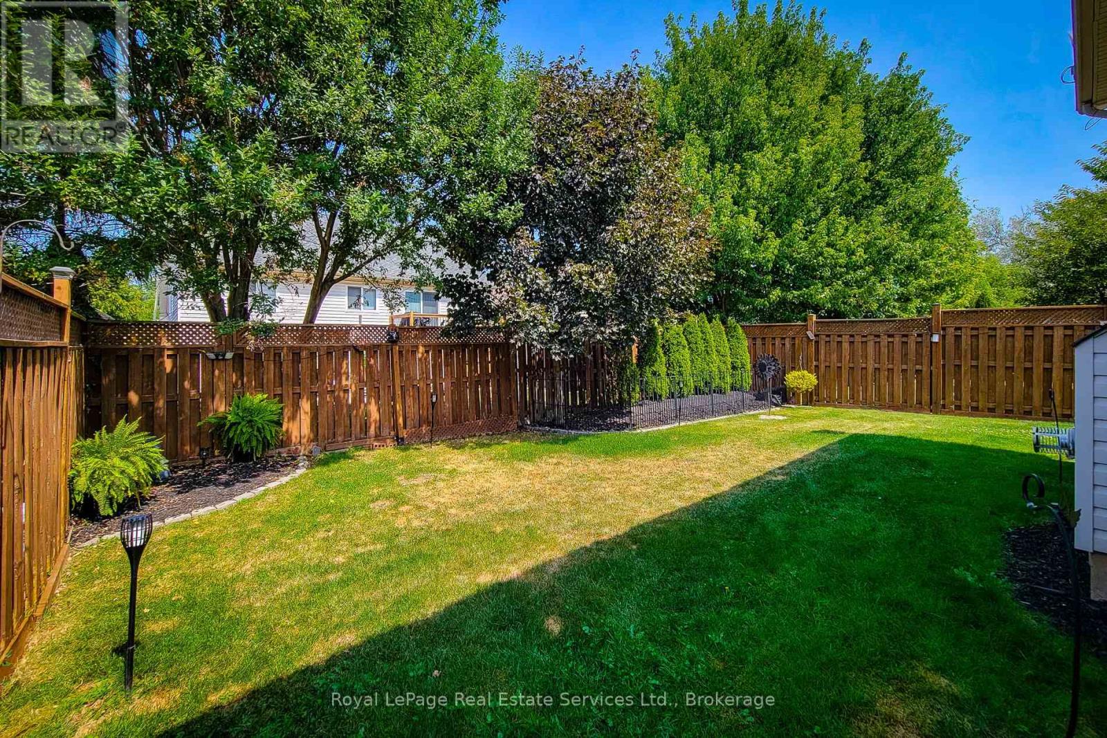 8111 Woodsview Crescent, Niagara Falls, Ontario  L2H 3G3 - Photo 45 - X12672154