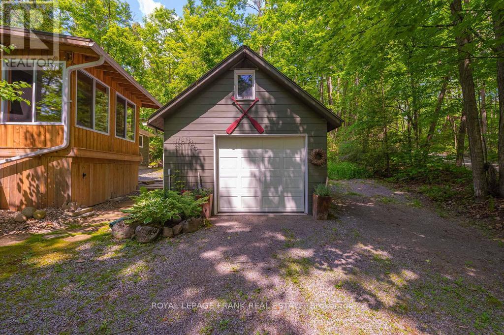 3 Fire Route 27b, Trent Lakes, Ontario  K0L 1J0 - Photo 35 - X12430588