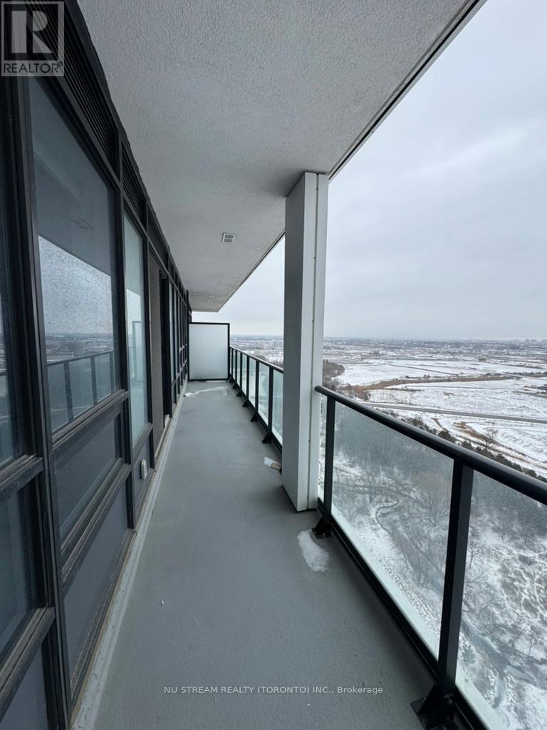 3702 - 8 Water Walk Drive, Markham, Ontario  L3R 6L4 - Photo 14 - N12671954