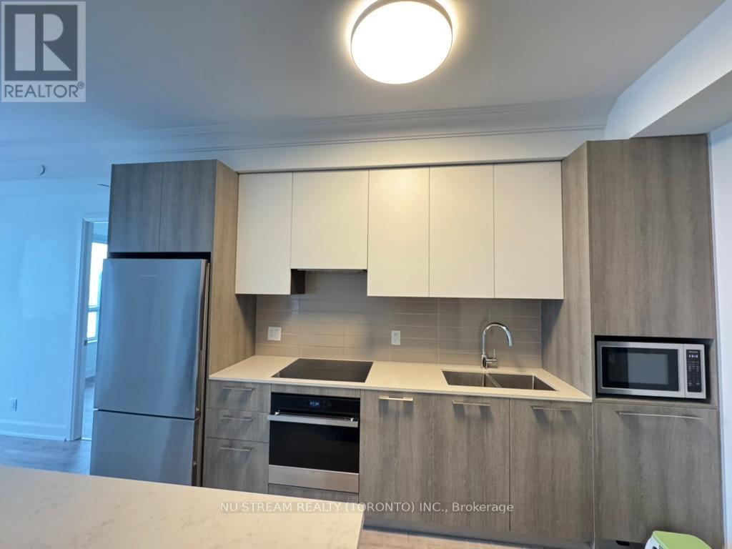 3702 - 8 Water Walk Drive, Markham, Ontario  L3R 6L4 - Photo 3 - N12671954