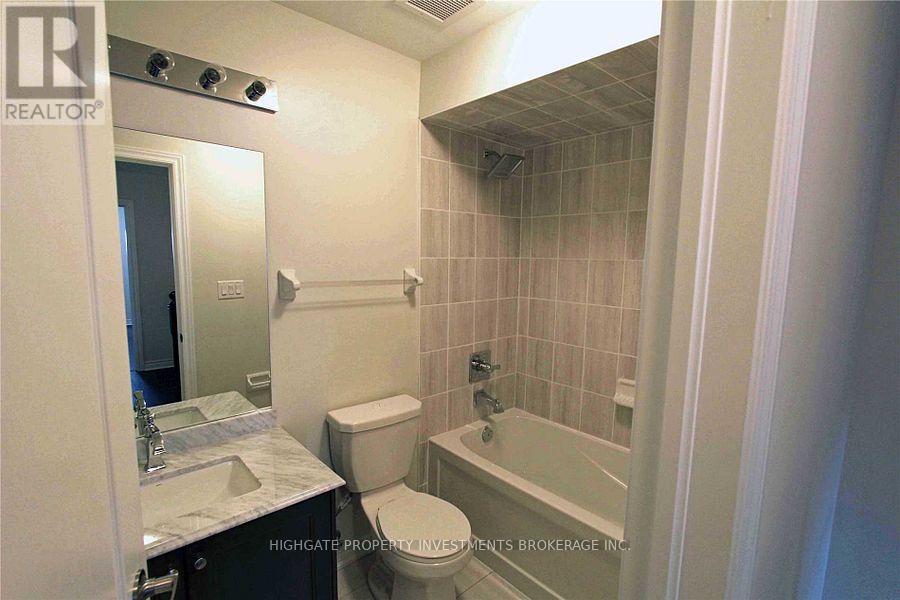 4 - 3905 Major Mackenzie Drive, Vaughan, Ontario  L4L 1A6 - Photo 7 - N12672062