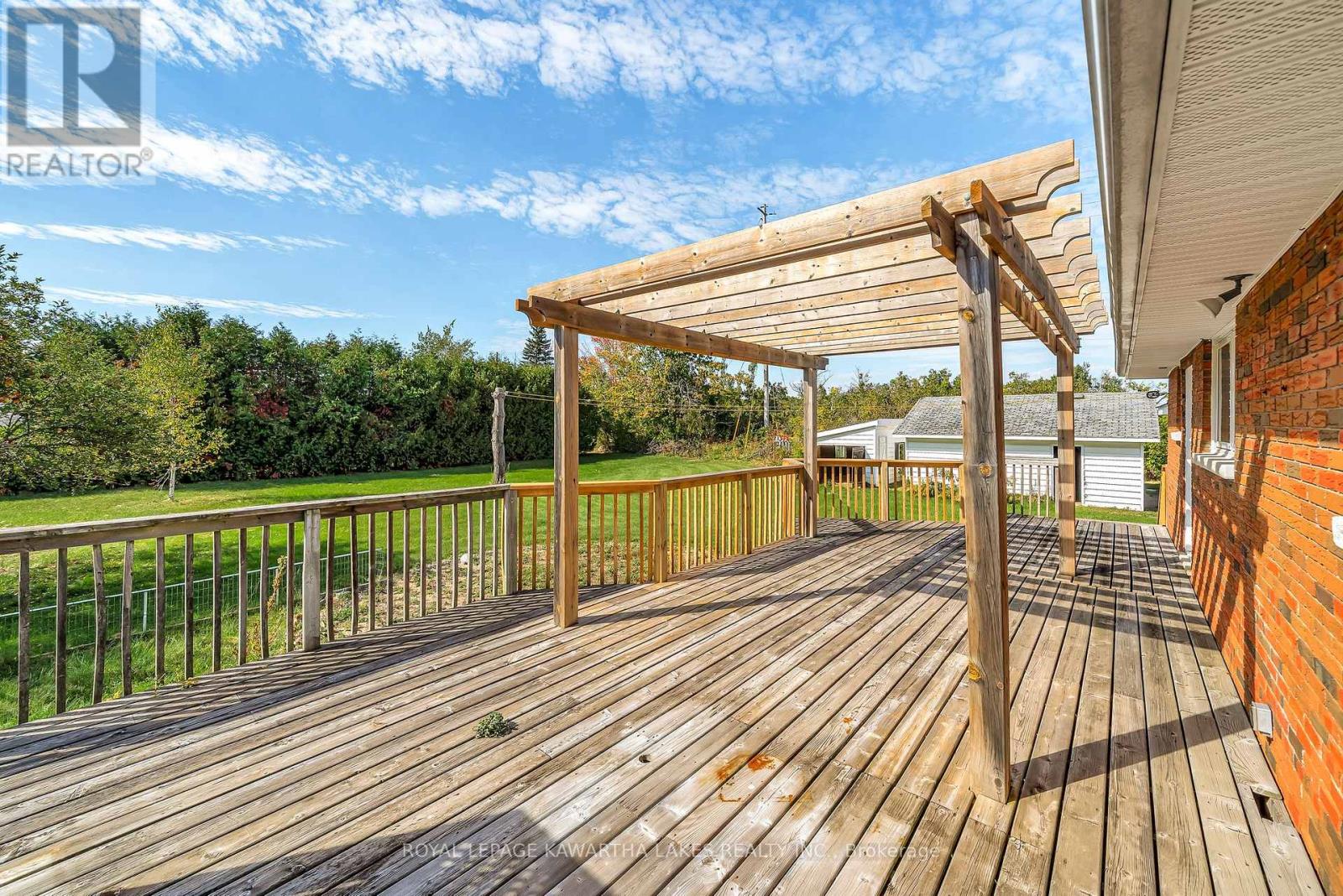 1240 Meadowview Road, Kawartha Lakes, Ontario  K0L 2W0 - Photo 43 - X12452116