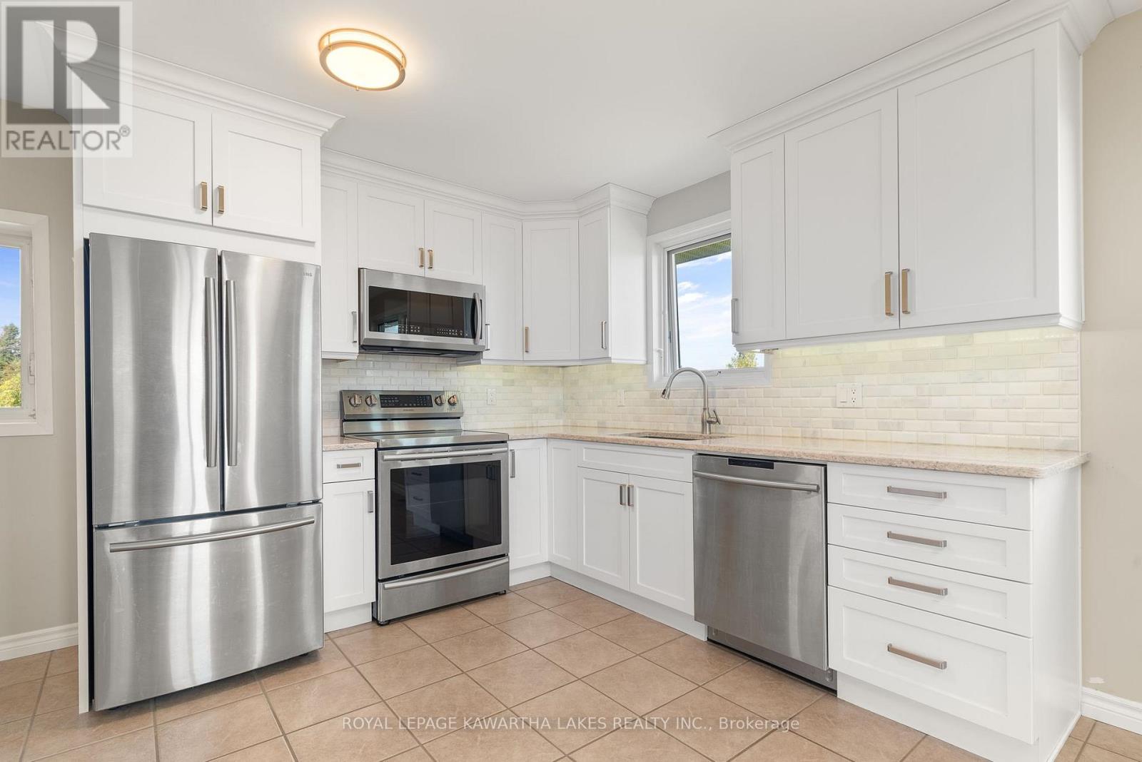 1240 Meadowview Road, Kawartha Lakes, Ontario  K0L 2W0 - Photo 21 - X12452116