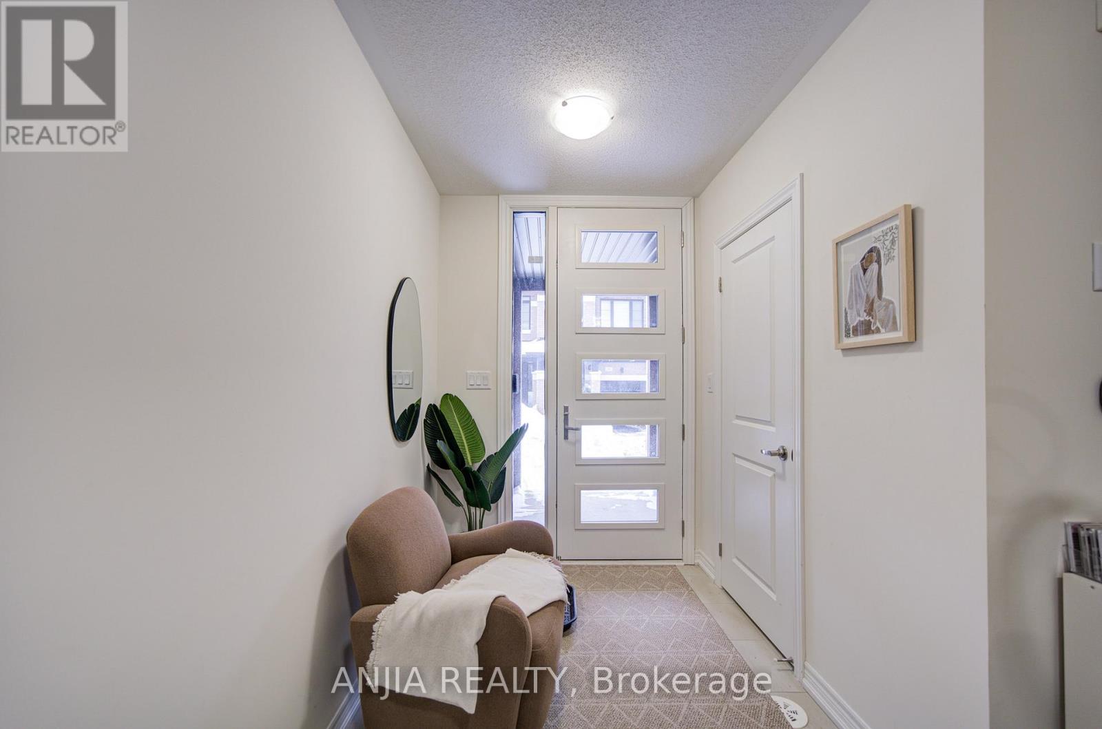 33 Bluebird Lane, Barrie (Painswick South), Ontario L9J 0M3 - Photo 12 - S12671940