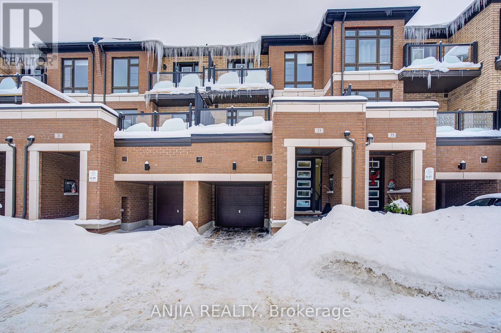 33 Bluebird Lane, Barrie (Painswick South), Ontario L9J 0M3 - Photo 2 - S12671940