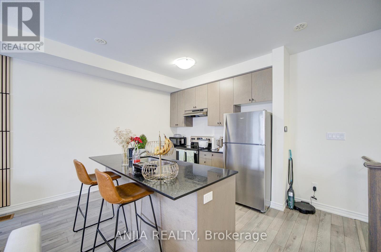 33 Bluebird Lane, Barrie (Painswick South), Ontario L9J 0M3 - Photo 21 - S12671940