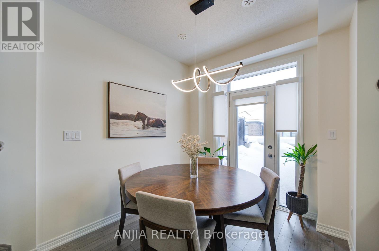 33 Bluebird Lane, Barrie (Painswick South), Ontario L9J 0M3 - Photo 28 - S12671940