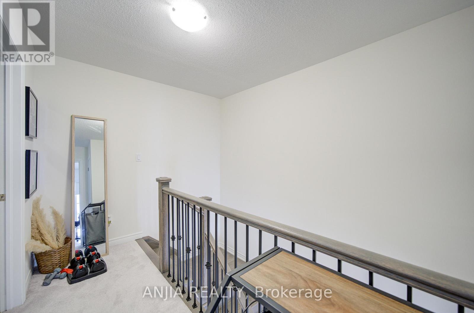 33 Bluebird Lane, Barrie (Painswick South), Ontario L9J 0M3 - Photo 35 - S12671940
