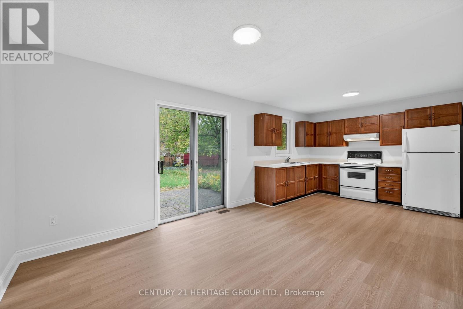 1087 County Rd 42, Clearview, Ontario  L0M 1S0 - Photo 13 - S12671990