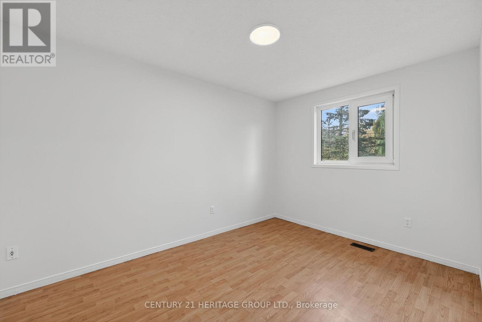 1087 County Rd 42, Clearview, Ontario  L0M 1S0 - Photo 24 - S12671990