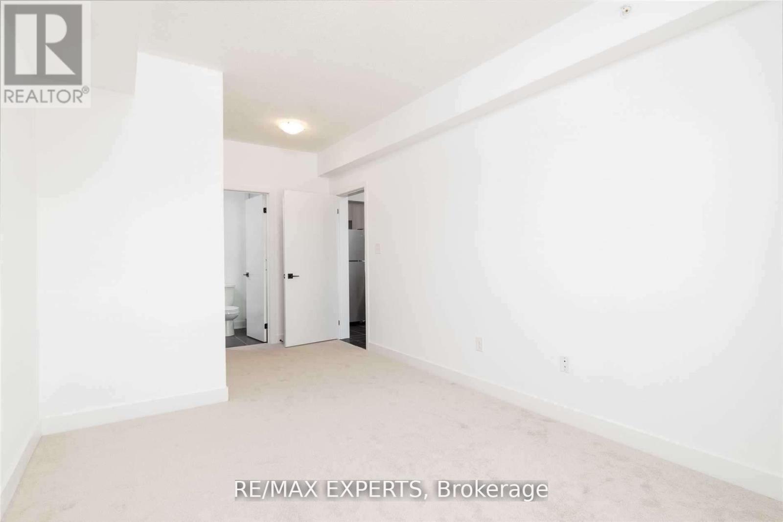 604 - 4 Spice Way, Barrie, Ontario  L9J 0M2 - Photo 13 - S12672076