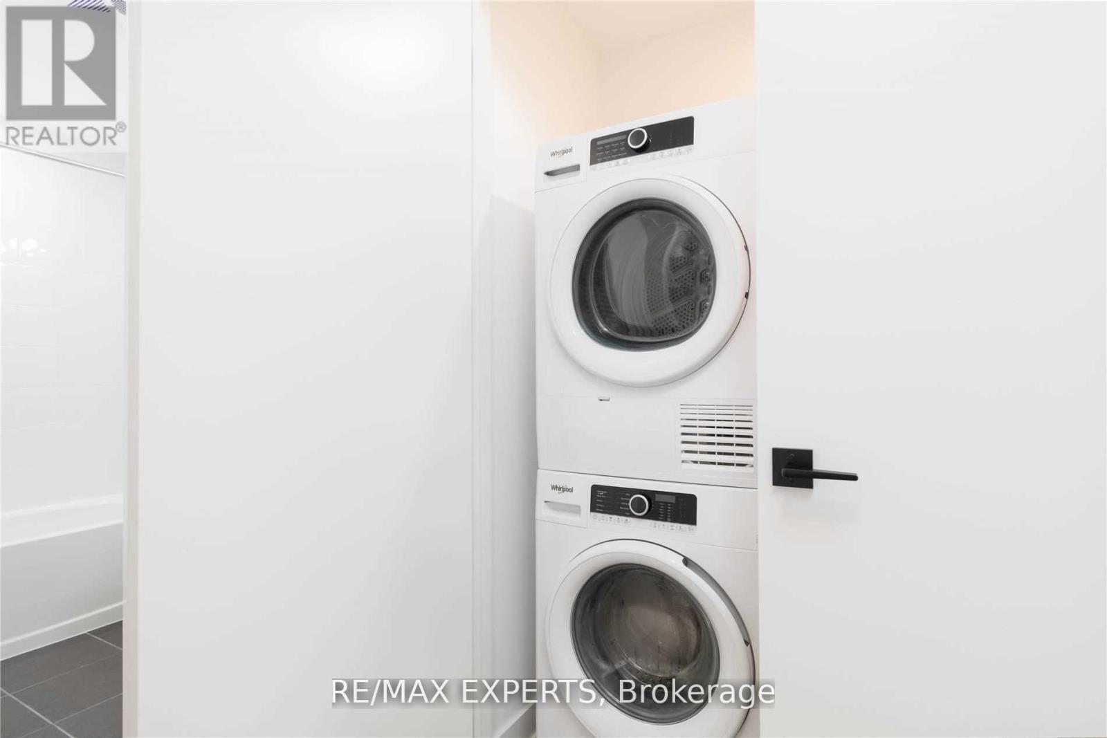 604 - 4 Spice Way, Barrie, Ontario  L9J 0M2 - Photo 15 - S12672076