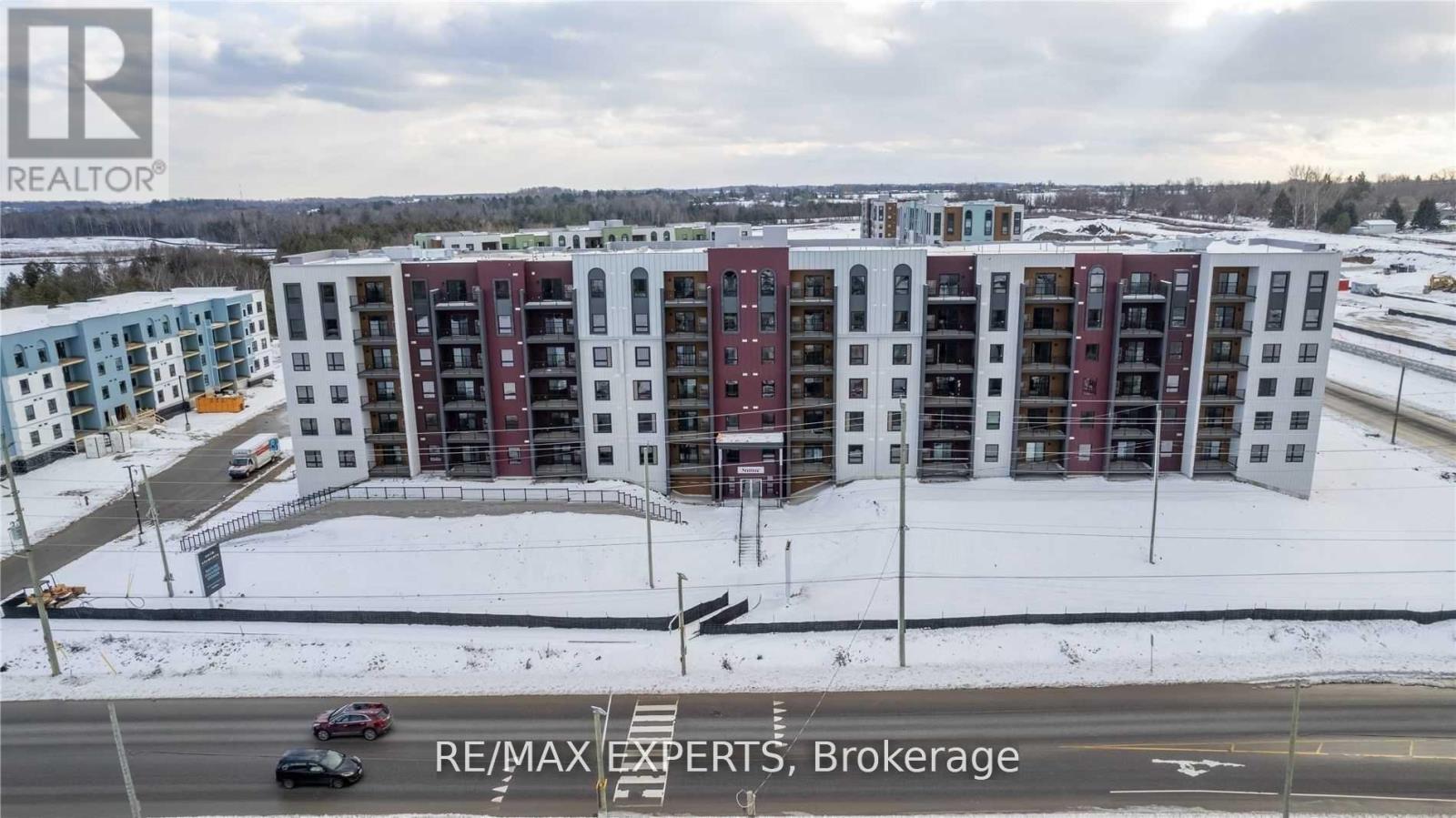 604 - 4 Spice Way, Barrie, Ontario  L9J 0M2 - Photo 22 - S12672076