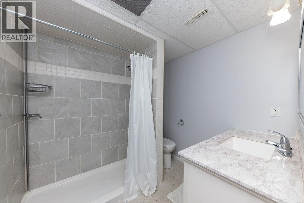 353 Waddington Drive, Kamloops, British Columbia  V2E 1S3 - Photo 19 - 10372107