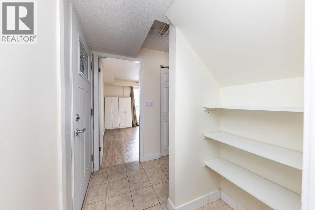 353 Waddington Drive, Kamloops, British Columbia  V2E 1S3 - Photo 22 - 10372107