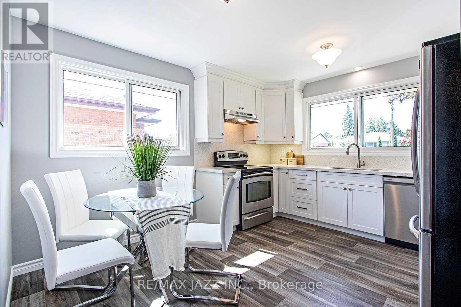 Main - 325 Poplar Street, Oshawa, Ontario  L1H 6P6 - Photo 2 - E12672382